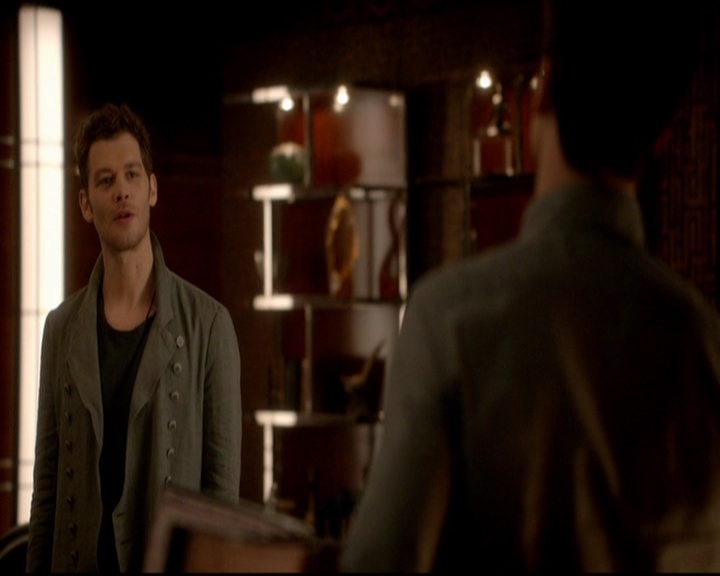 VampireDiariesWorld-dot-nl_TheOriginals_3x04AWalkOnTheWildSide0429.jpg