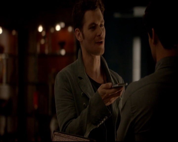 VampireDiariesWorld-dot-nl_TheOriginals_3x04AWalkOnTheWildSide0443.jpg