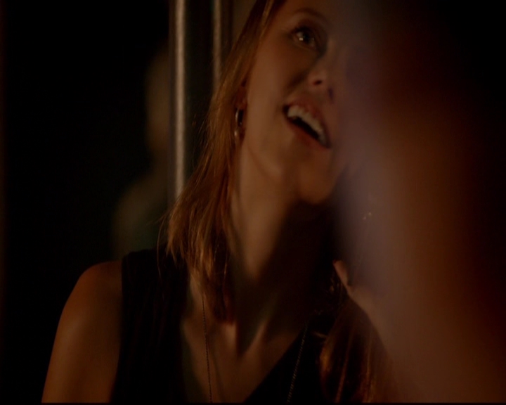 VampireDiariesWorld-dot-nl_TheOriginals_3x04AWalkOnTheWildSide0452.jpg