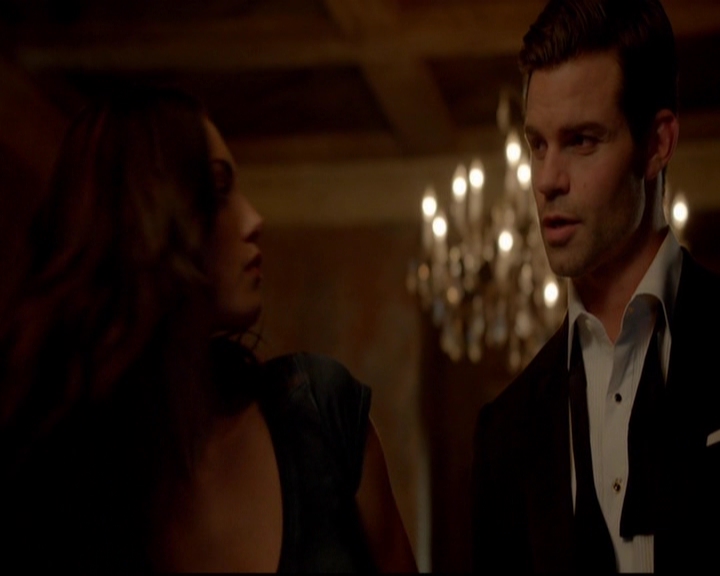 VampireDiariesWorld-dot-nl_TheOriginals_3x04AWalkOnTheWildSide0488.jpg