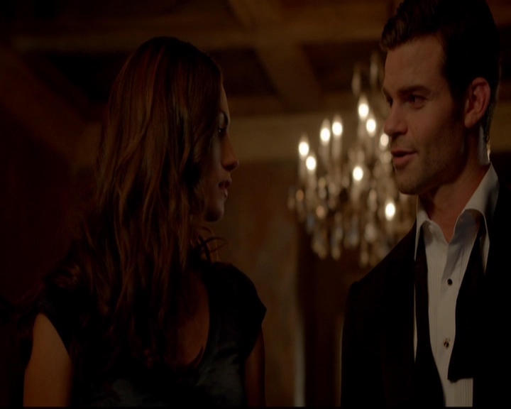 VampireDiariesWorld-dot-nl_TheOriginals_3x04AWalkOnTheWildSide0489.jpg