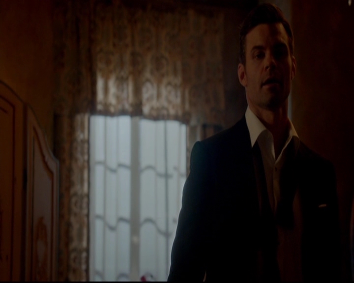 VampireDiariesWorld-dot-nl_TheOriginals_3x04AWalkOnTheWildSide0510.jpg