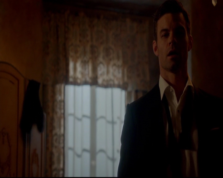 VampireDiariesWorld-dot-nl_TheOriginals_3x04AWalkOnTheWildSide0514.jpg