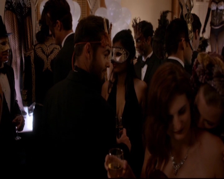 VampireDiariesWorld-dot-nl_TheOriginals_3x04AWalkOnTheWildSide0563.jpg