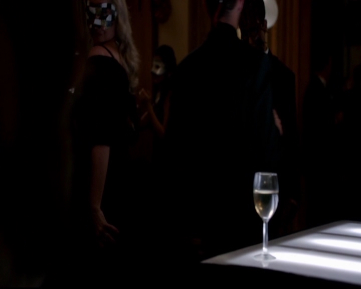 VampireDiariesWorld-dot-nl_TheOriginals_3x04AWalkOnTheWildSide0567.jpg