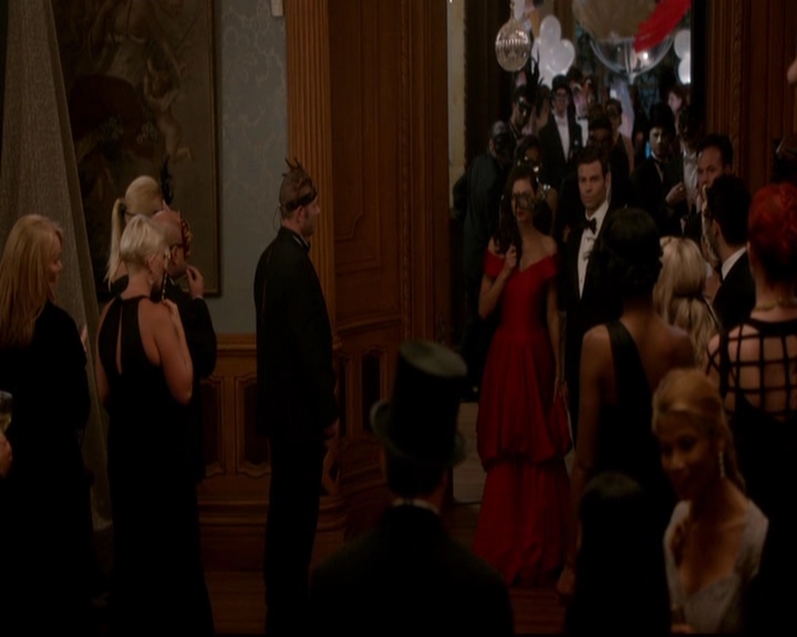 VampireDiariesWorld-dot-nl_TheOriginals_3x04AWalkOnTheWildSide0619.jpg