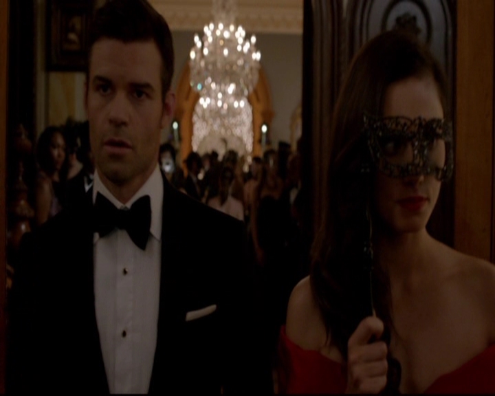 VampireDiariesWorld-dot-nl_TheOriginals_3x04AWalkOnTheWildSide0630.jpg