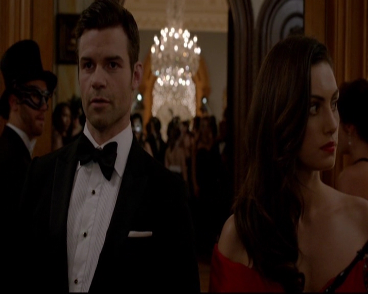 VampireDiariesWorld-dot-nl_TheOriginals_3x04AWalkOnTheWildSide0631.jpg