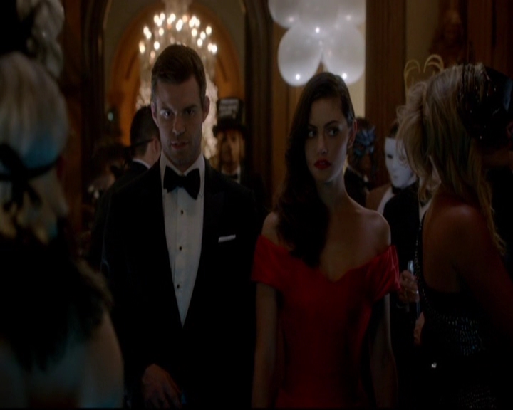 VampireDiariesWorld-dot-nl_TheOriginals_3x04AWalkOnTheWildSide0643.jpg