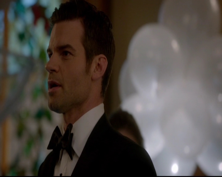 VampireDiariesWorld-dot-nl_TheOriginals_3x04AWalkOnTheWildSide0660.jpg