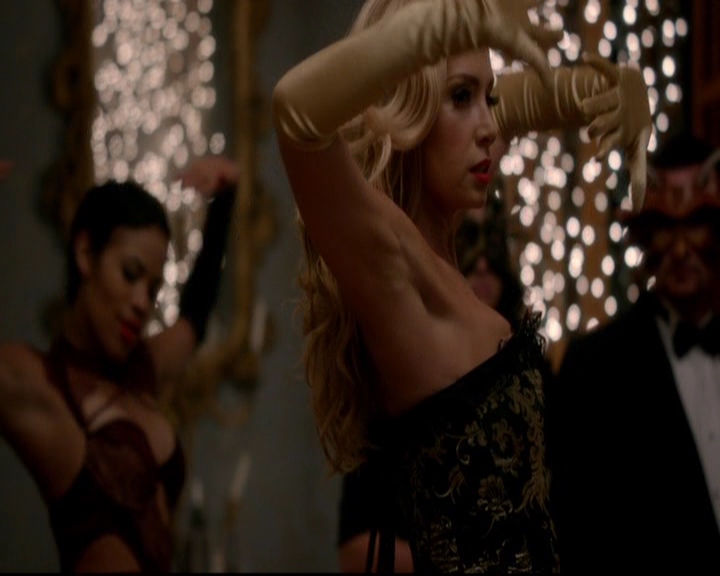 VampireDiariesWorld-dot-nl_TheOriginals_3x04AWalkOnTheWildSide0669.jpg