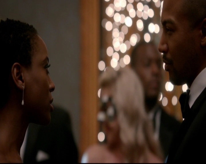 VampireDiariesWorld-dot-nl_TheOriginals_3x04AWalkOnTheWildSide0708.jpg