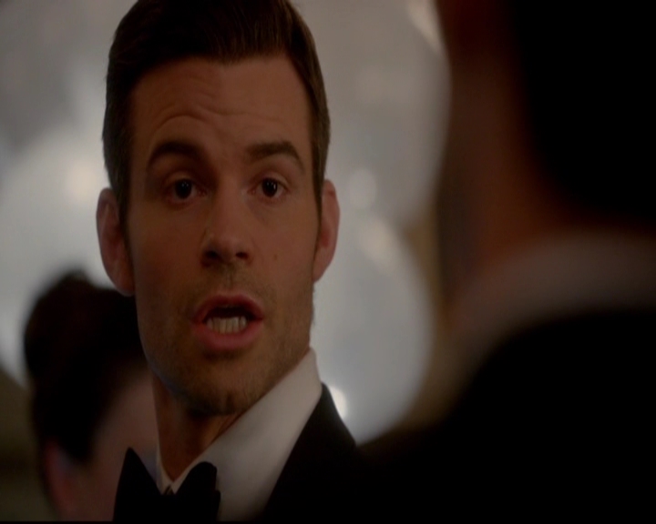 VampireDiariesWorld-dot-nl_TheOriginals_3x04AWalkOnTheWildSide1021.jpg