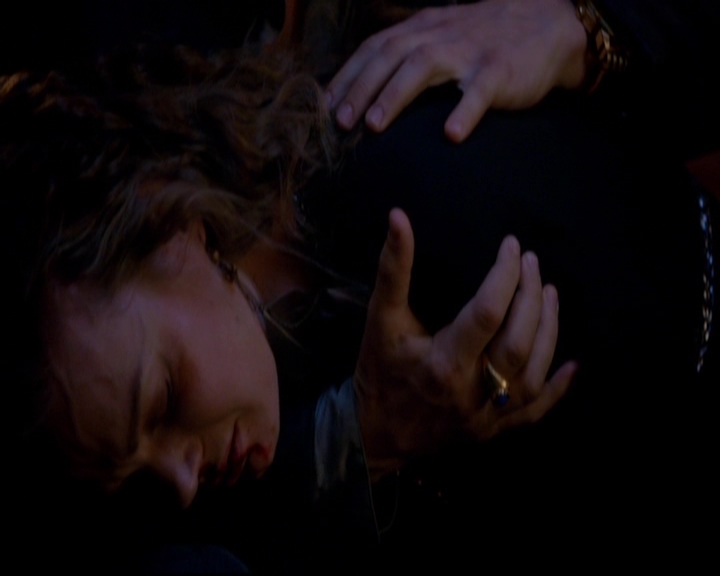 VampireDiariesWorld-dot-nl_TheOriginals_3x04AWalkOnTheWildSide2026.jpg