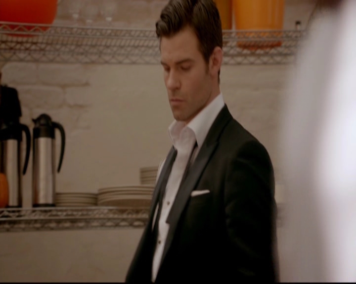 VampireDiariesWorld-dot-nl_TheOriginals_3x04AWalkOnTheWildSide2091.jpg