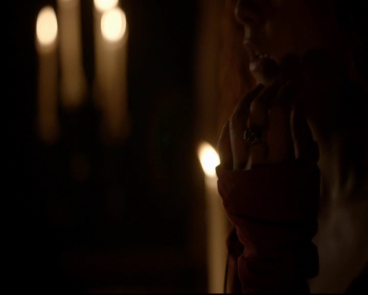 VampireDiariesWorld-dot-nl_TheOriginals_3x05TheAxemansLetters0036.jpg