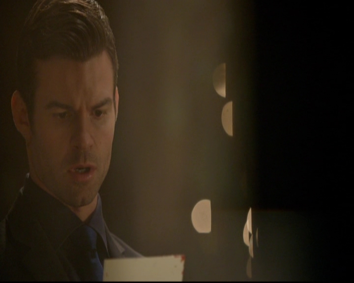 VampireDiariesWorld-dot-nl_TheOriginals_3x05TheAxemansLetters0145.jpg