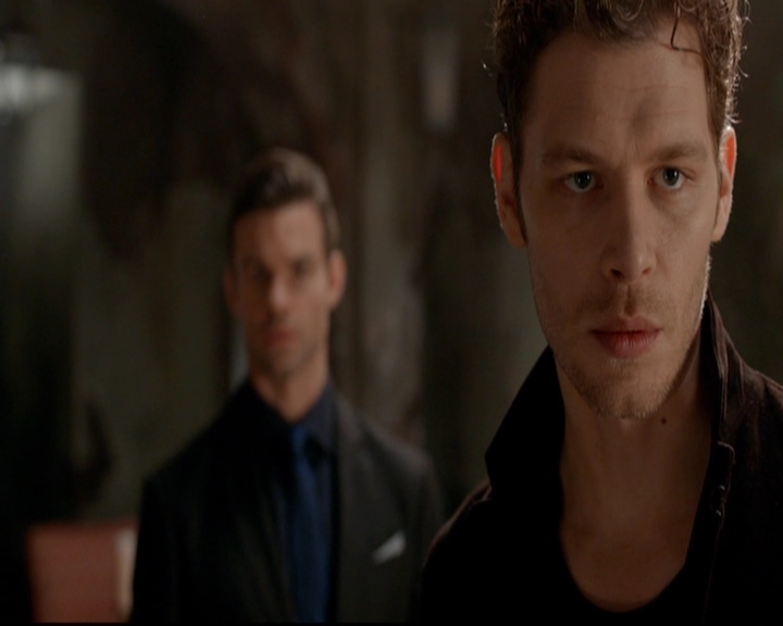 VampireDiariesWorld-dot-nl_TheOriginals_3x05TheAxemansLetters0151.jpg