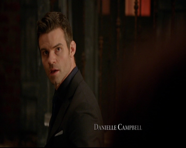 VampireDiariesWorld-dot-nl_TheOriginals_3x05TheAxemansLetters0179.jpg