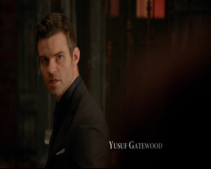 VampireDiariesWorld-dot-nl_TheOriginals_3x05TheAxemansLetters0182.jpg