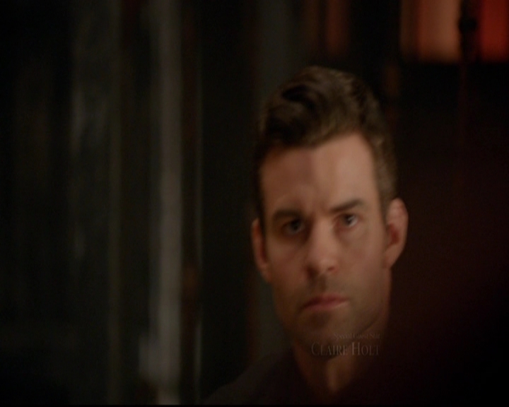 VampireDiariesWorld-dot-nl_TheOriginals_3x05TheAxemansLetters0188.jpg