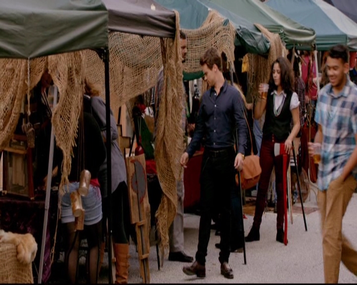 VampireDiariesWorld-dot-nl_TheOriginals_3x05TheAxemansLetters0292.jpg