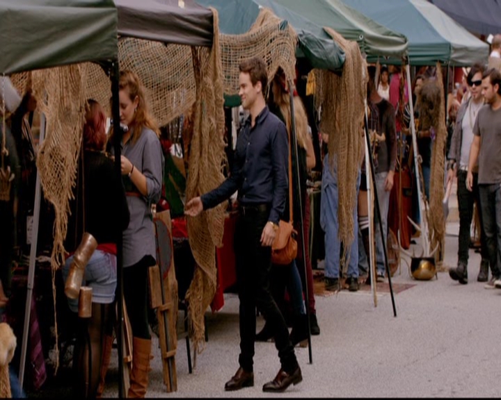 VampireDiariesWorld-dot-nl_TheOriginals_3x05TheAxemansLetters0296.jpg