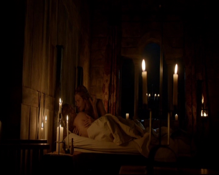 VampireDiariesWorld-dot-nl_TheOriginals_3x05TheAxemansLetters0335.jpg