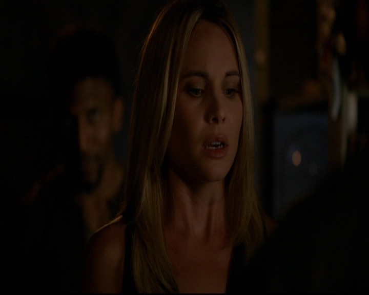 VampireDiariesWorld-dot-nl_TheOriginals_3x05TheAxemansLetters2130.jpg