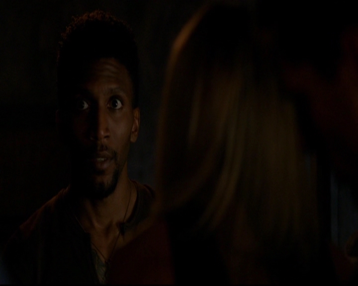 VampireDiariesWorld-dot-nl_TheOriginals_3x05TheAxemansLetters2150.jpg