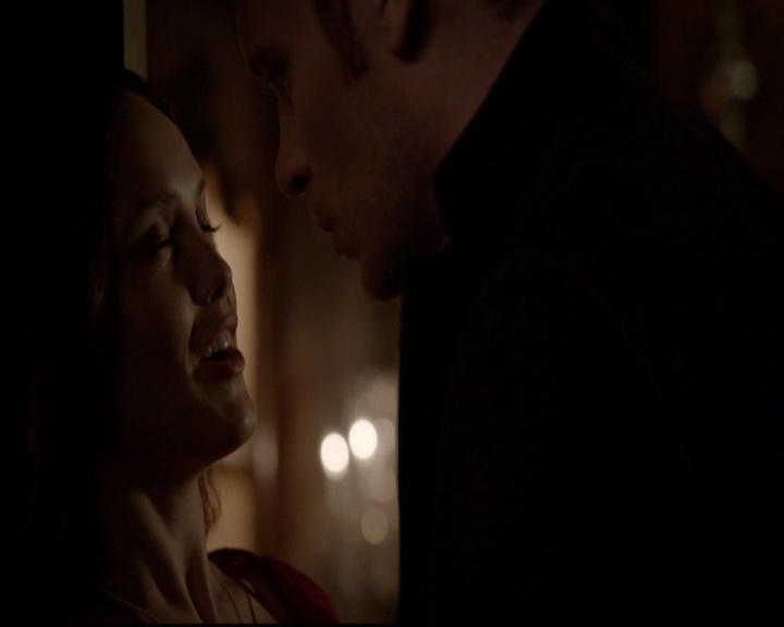 VampireDiariesWorld-dot-nl_TheOriginals_3x05TheAxemansLetters2164.jpg