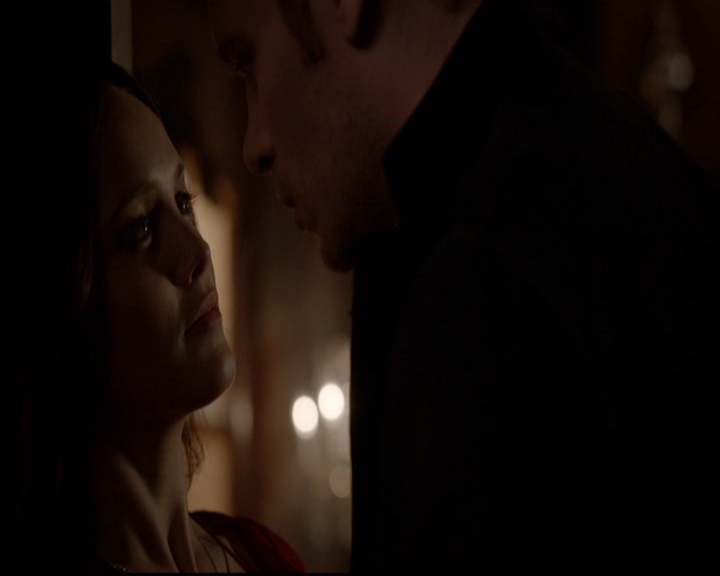 VampireDiariesWorld-dot-nl_TheOriginals_3x05TheAxemansLetters2166.jpg