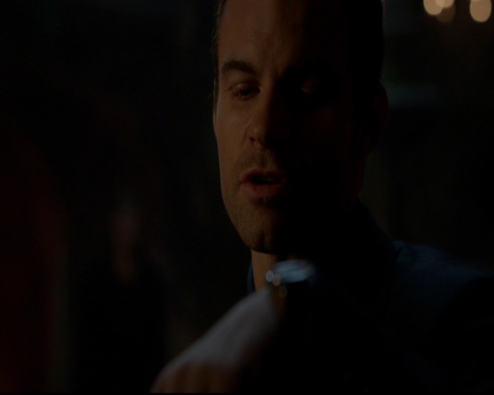 VampireDiariesWorld-dot-nl_TheOriginals_3x05TheAxemansLetters2190.jpg