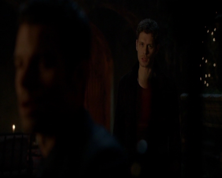 VampireDiariesWorld-dot-nl_TheOriginals_3x05TheAxemansLetters2197.jpg