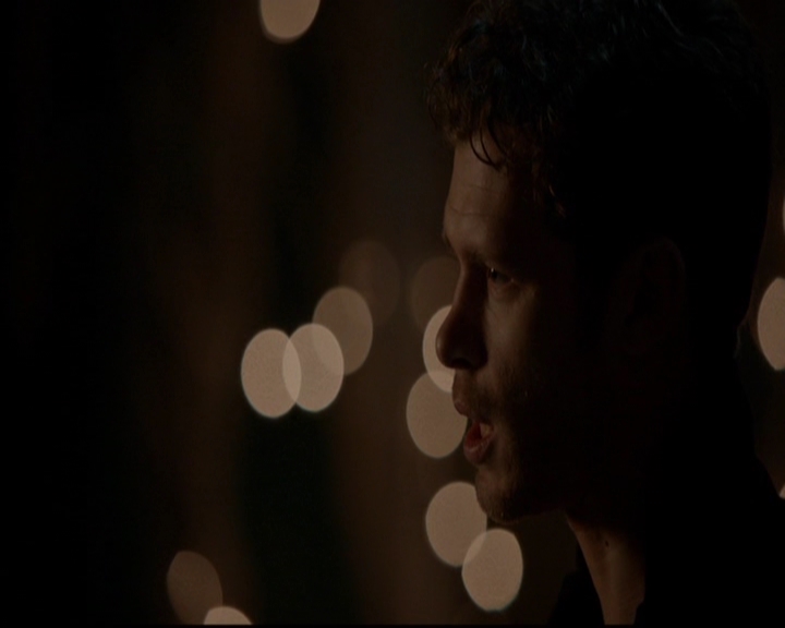 VampireDiariesWorld-dot-nl_TheOriginals_3x05TheAxemansLetters2200.jpg