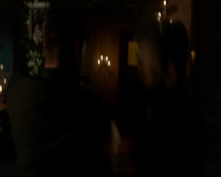 VampireDiariesWorld-dot-nl_TheOriginals_3x05TheAxemansLetters2256.jpg