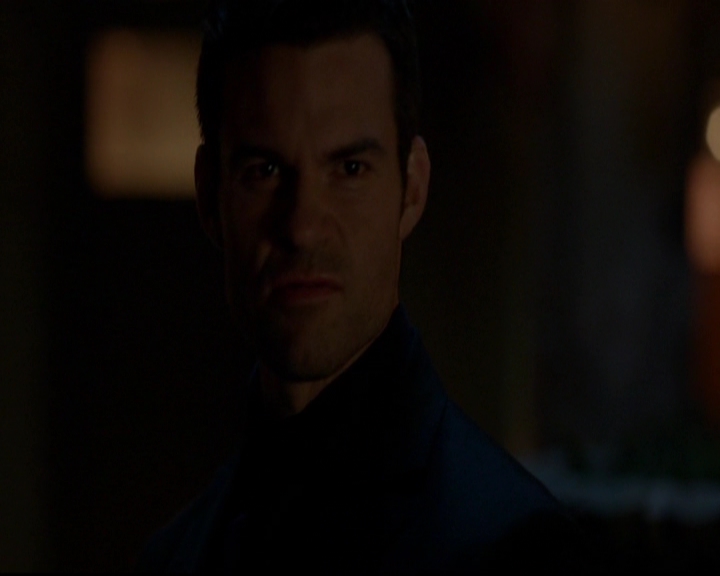 VampireDiariesWorld-dot-nl_TheOriginals_3x05TheAxemansLetters2266.jpg