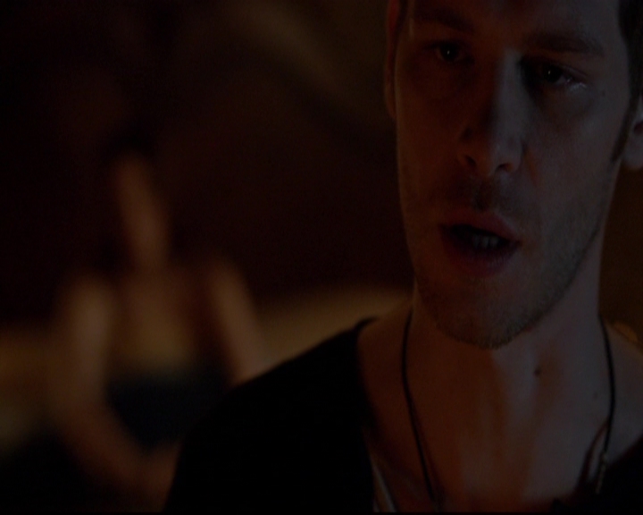 VampireDiariesWorld-dot-nl_TheOriginals_3x06BeautifulMistake0026.jpg