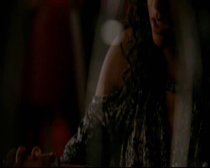 VampireDiariesWorld-dot-nl_TheOriginals_3x06BeautifulMistake0105.jpg