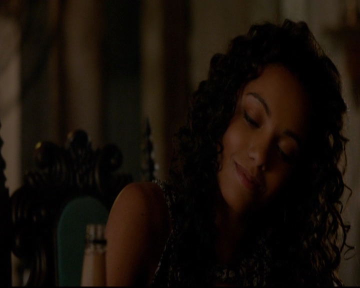 VampireDiariesWorld-dot-nl_TheOriginals_3x06BeautifulMistake0126.jpg