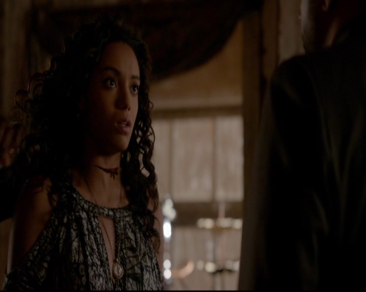 VampireDiariesWorld-dot-nl_TheOriginals_3x06BeautifulMistake0135.jpg