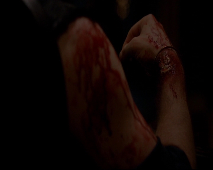 VampireDiariesWorld-dot-nl_TheOriginals_3x06BeautifulMistake0204.jpg