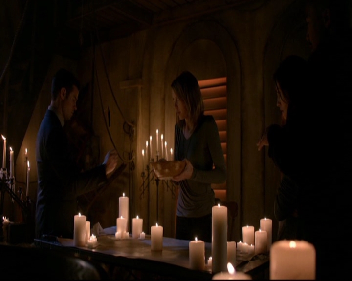 VampireDiariesWorld-dot-nl_TheOriginals_3x07OutOfTheEasy0014.jpg