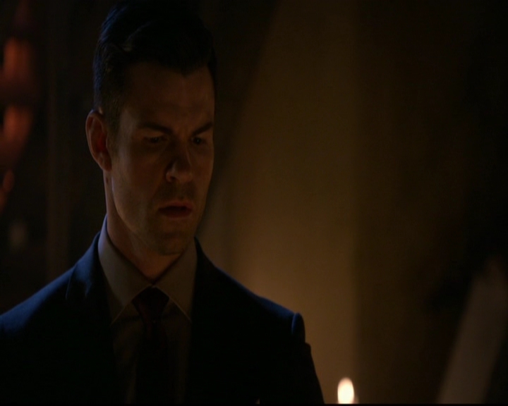 VampireDiariesWorld-dot-nl_TheOriginals_3x07OutOfTheEasy0069.jpg