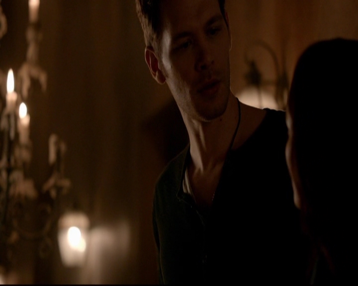 VampireDiariesWorld-dot-nl_TheOriginals_3x07OutOfTheEasy0152.jpg