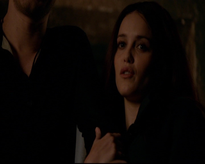 VampireDiariesWorld-dot-nl_TheOriginals_3x07OutOfTheEasy0161.jpg
