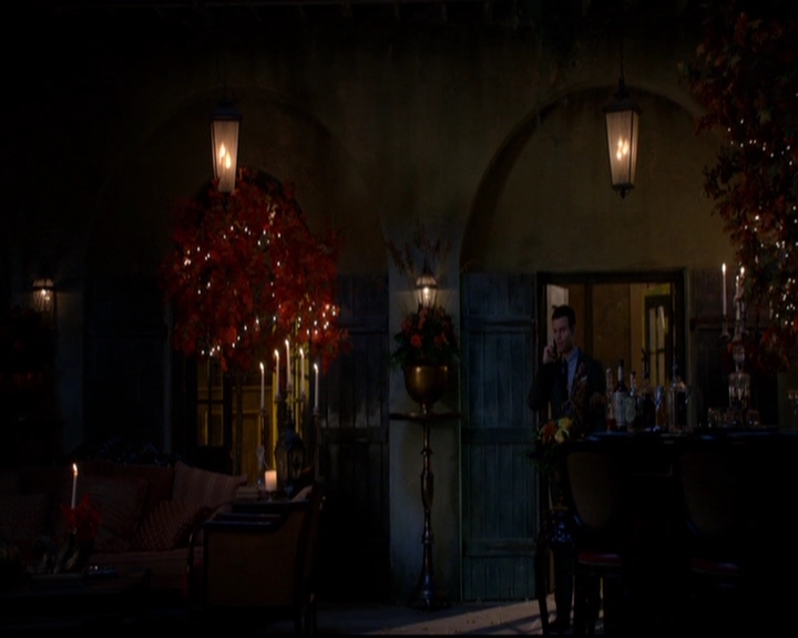 VampireDiariesWorld-dot-nl_TheOriginals_3x07OutOfTheEasy2215.jpg