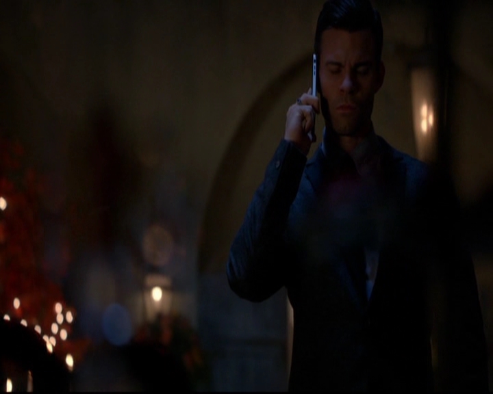 VampireDiariesWorld-dot-nl_TheOriginals_3x07OutOfTheEasy2224.jpg