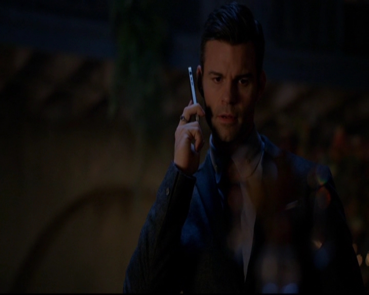 VampireDiariesWorld-dot-nl_TheOriginals_3x07OutOfTheEasy2227.jpg