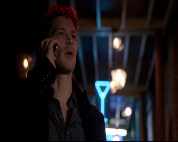 VampireDiariesWorld-dot-nl_TheOriginals_3x07OutOfTheEasy2232.jpg